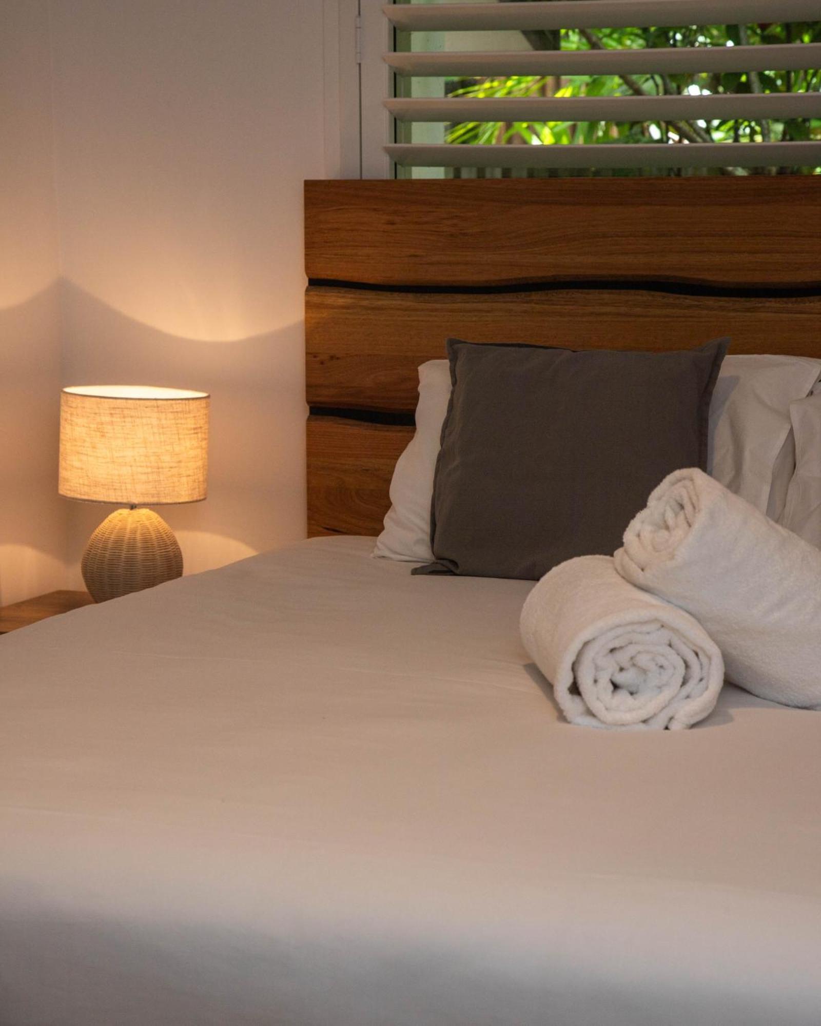 خليج بيرون Byron Lakeside Holiday Apartments الغرفة الصورة