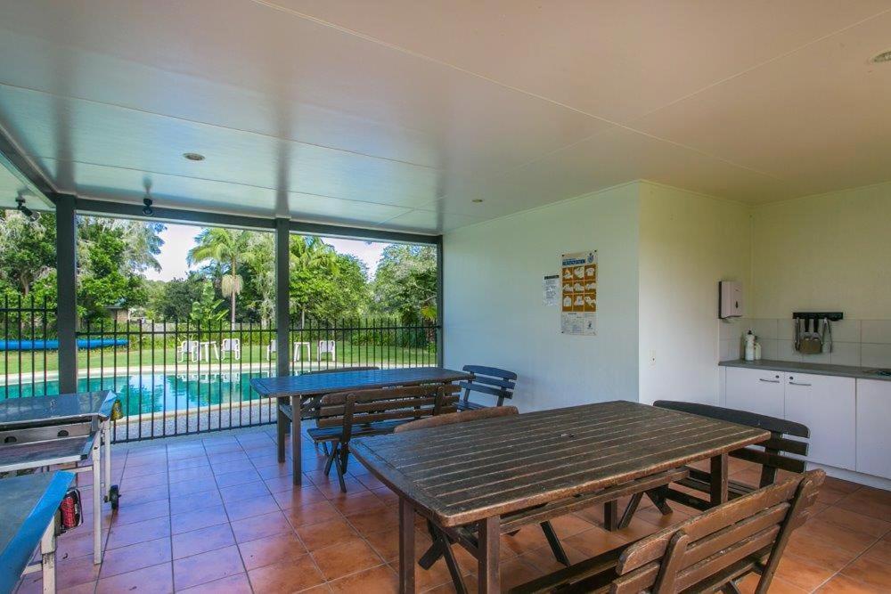 خليج بيرون Byron Lakeside Holiday Apartments المظهر الخارجي الصورة